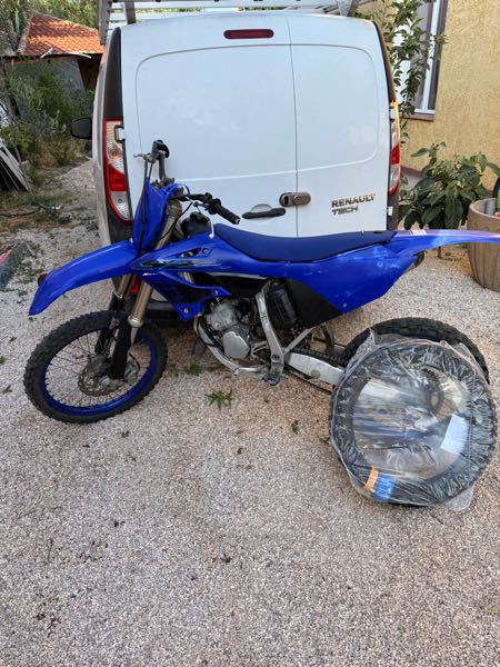 YAMAHA YZ