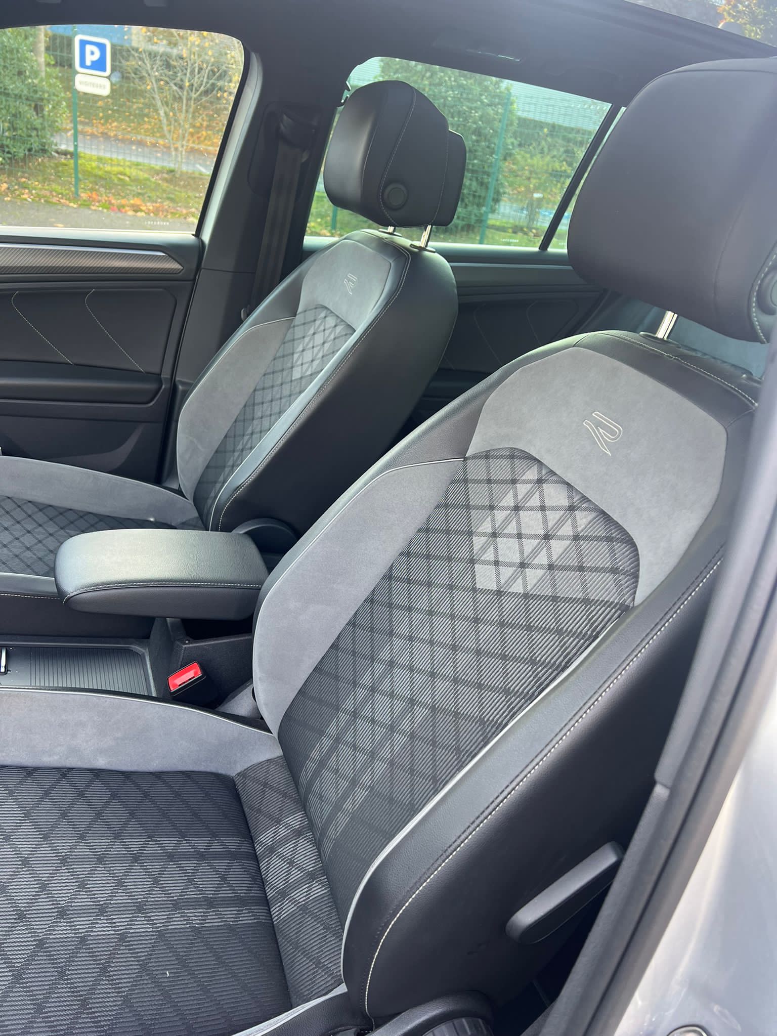 Volkswagen Tiguan II (2) 1.5 TSI 150 8CV R-LINE DSG7