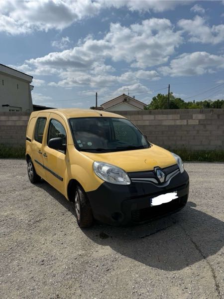 Renault Kangoo e-tech kangoo Renault jaune,noir