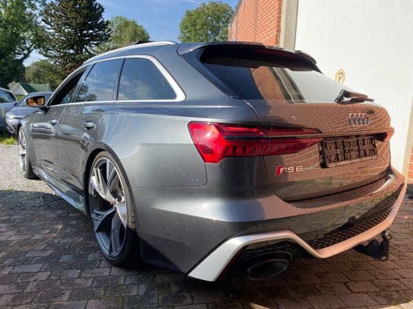 Audi RS6 4.0 V8 TFSI Quattro Tiptronic Utilitaire reversible