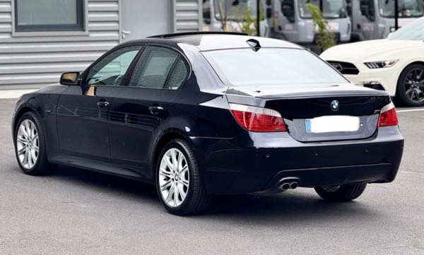 Bmw Serie 5 BMW Série 5 E60 PRÉ LCI Berline 530d 3.0d 235cv Boîte auto
