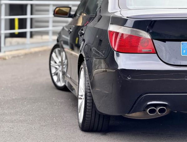 Bmw Serie 5 BMW Série 5 E60 PRÉ LCI Berline 530d 3.0d 235cv Boîte auto