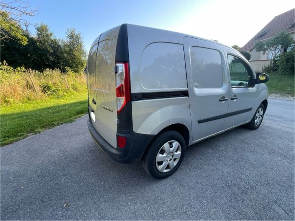 Renault Kangoo RENAULT Kangoo 3pl gris 1.5dci90 BOÎTE AUTO Grandconfort2020