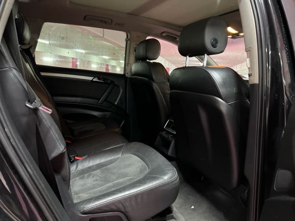 Audi Q7 (2) 3.0 V6 TDI 245 AVUS 6PL