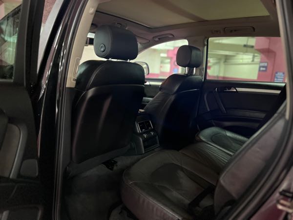 Audi Q7 (2) 3.0 V6 TDI 245 AVUS 6PL
