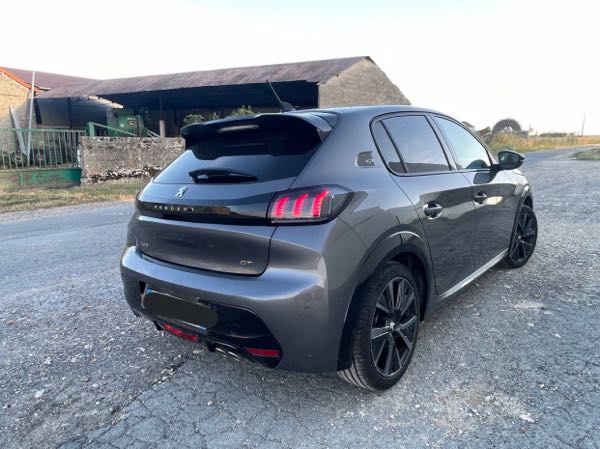 Peugeot 208 PEUGEOT 208 II 130 S&S GT PACK EAT8 TOIT PANO FULL 2022