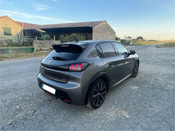 Peugeot 208 PEUGEOT 208 II 130 S&S GT PACK EAT8 TOIT PANO FULL 2022