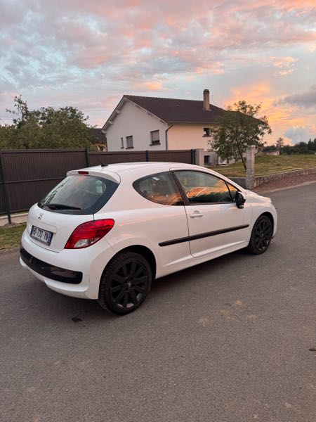 Peugeot 207 Peugeot 207