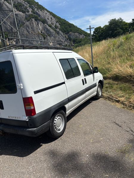 Peugeot Expert II FOURGON TOLE STANDARD 220C 1.9 D