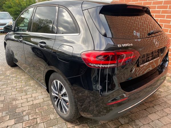Mercedes-Benz Classe B III 180 D d Launch EDITION BVA8