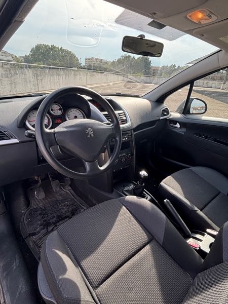 Peugeot 207 (2) 1.4 VTI 16V 95 PREMIUM 3P