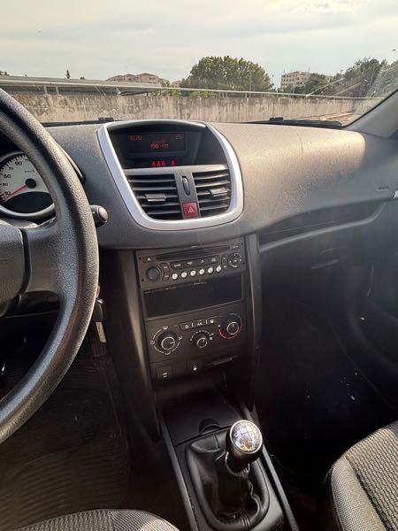 Peugeot 207 (2) 1.4 VTI 16V 95 PREMIUM 3P
