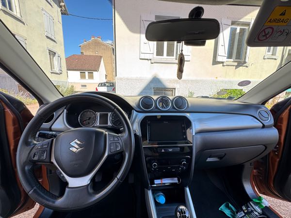 Suzuki Vitara IV 1.6 VVT 120 PACK