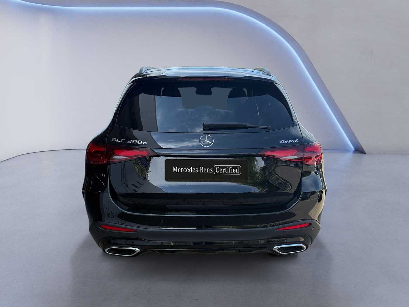Mercedes-Benz GLC 300  e 4MATIC AMG Line