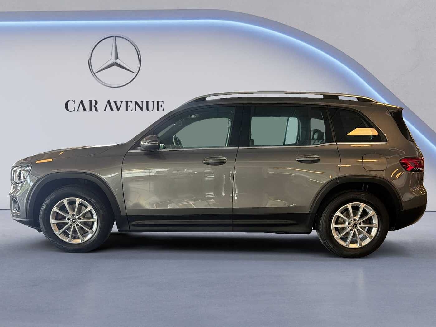 Mercedes-Benz GLB 180  ...