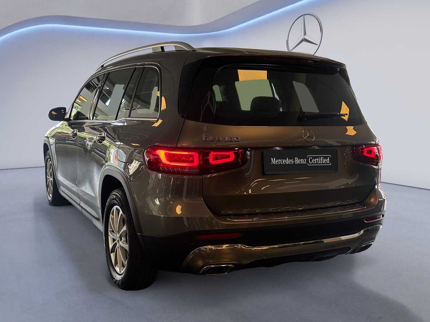 Mercedes-Benz GLB 180  ...
