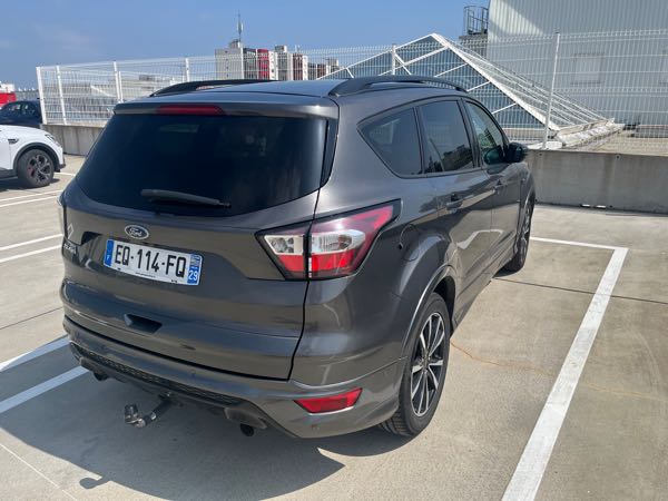 Ford Kuga II (2) 2.0 TDCI 150 S&amp;S 4X2 ST LINE