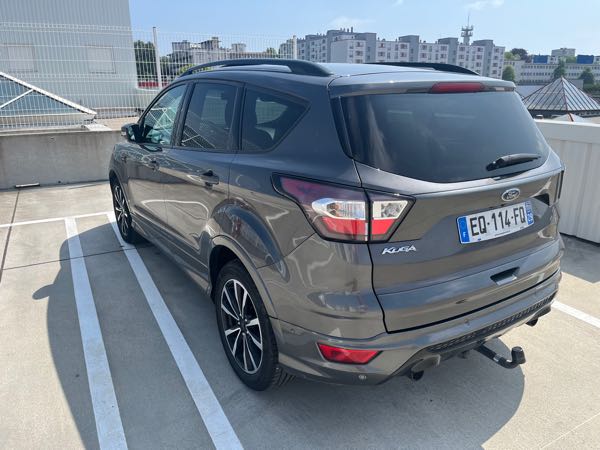 Ford Kuga II (2) 2.0 TDCI 150 S&amp;S 4X2 ST LINE