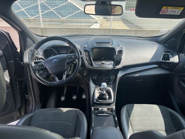 Ford Kuga II (2) 2.0 TDCI 150 S&amp;S 4X2 ST LINE