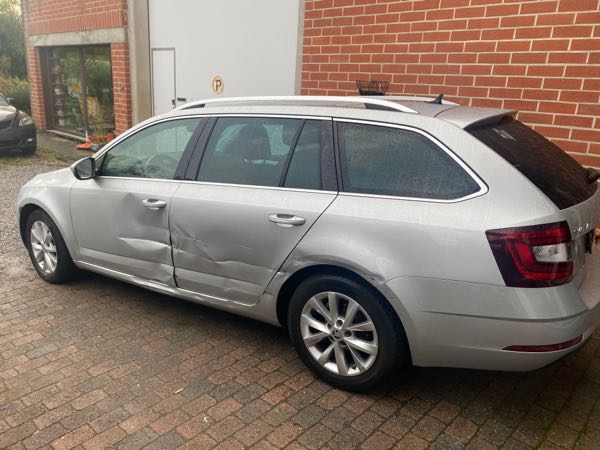 Skoda Octavia III (2) COMBI 1.0 TSI 116 BUSINESS