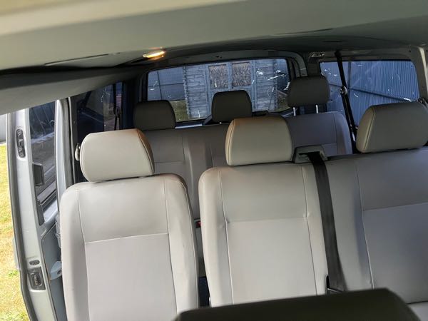 Volkswagen T5 Bonjour, je mets en vente mon T5 de 2010 avec sa motorisati