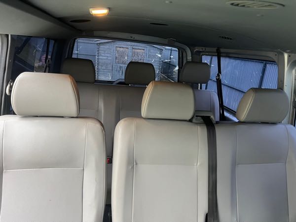 Volkswagen T5 Bonjour, je mets en vente mon T5 de 2010 avec sa motorisati