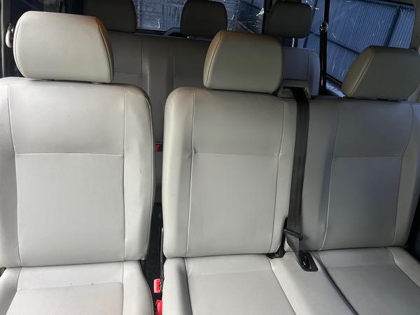 Volkswagen T5 Bonjour, je mets en vente mon T5 de 2010 avec sa motorisati