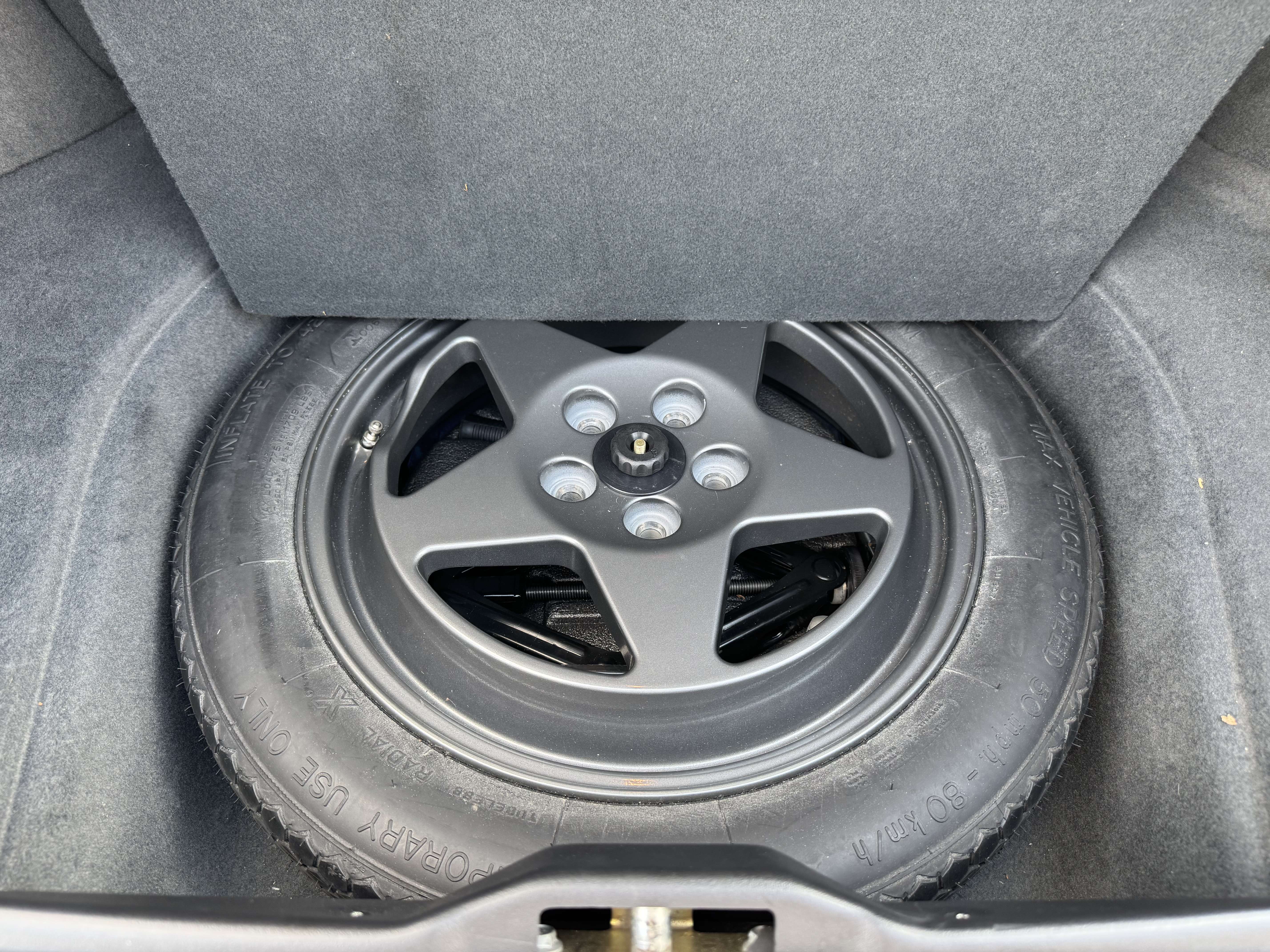 Maserati 3200 GT Turbo V8 32v / CARNET / AUDITORIUM 200 / JA 18"