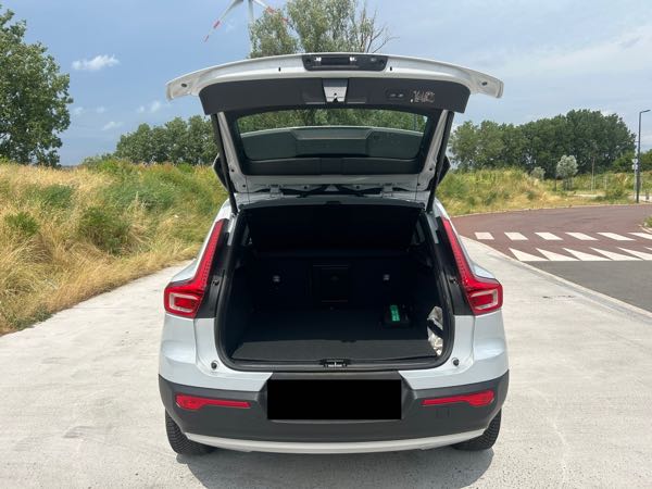 Volvo Xc40 T4 190 AWD MOMENTUM GEARTRONIC 8