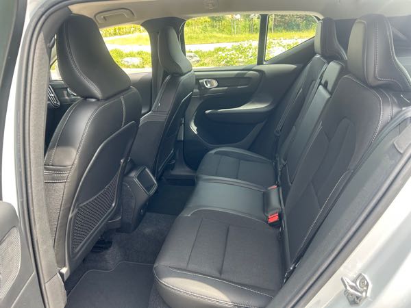 Volvo Xc40 T4 190 AWD MOMENTUM GEARTRONIC 8