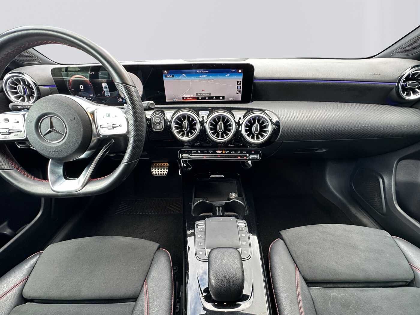 Mercedes-Benz A 180  d AMG Line