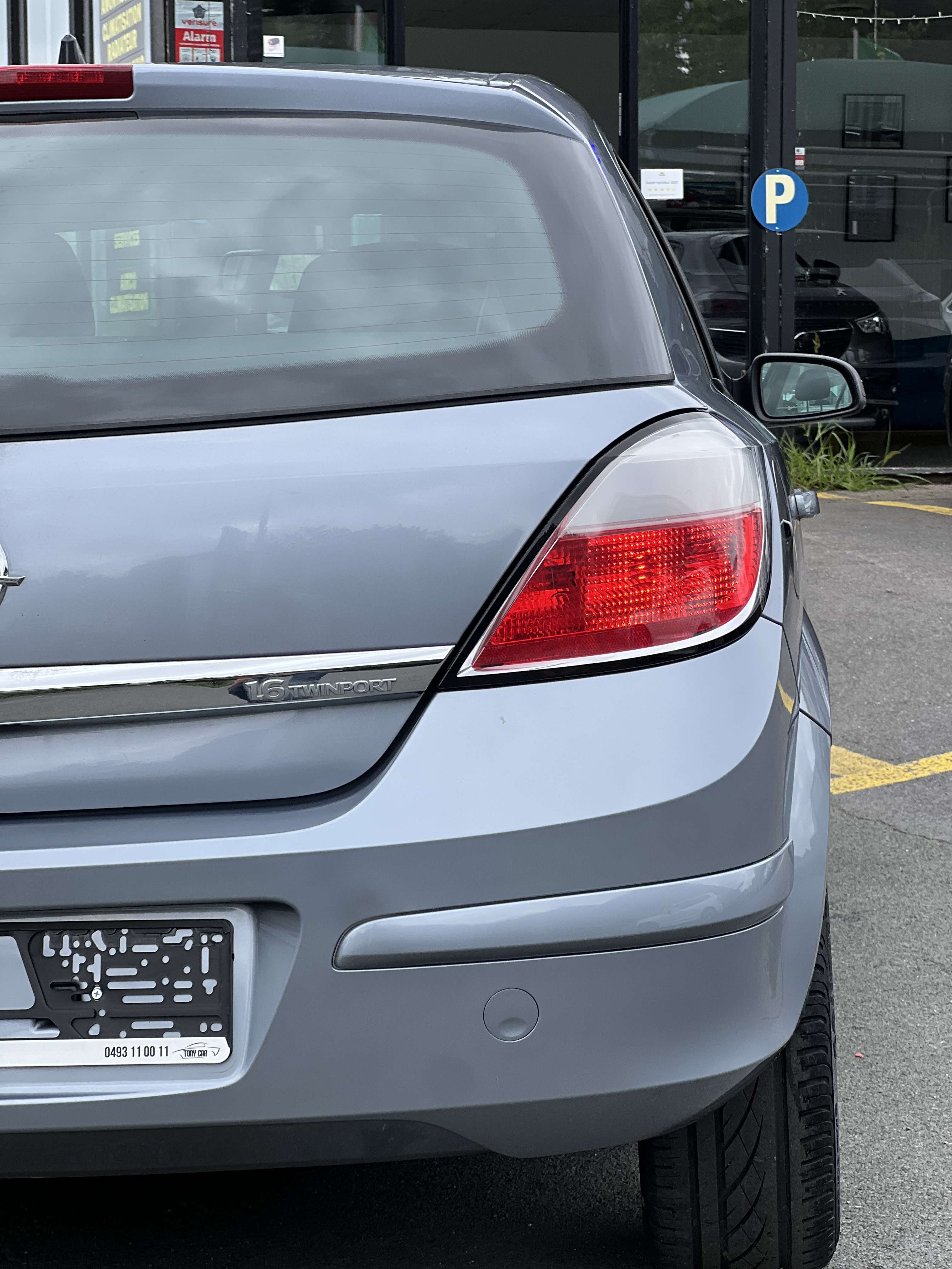 Opel Astra 1.6i 16v Elegance*boîte auto*CLIMA*JANTES*G 12M