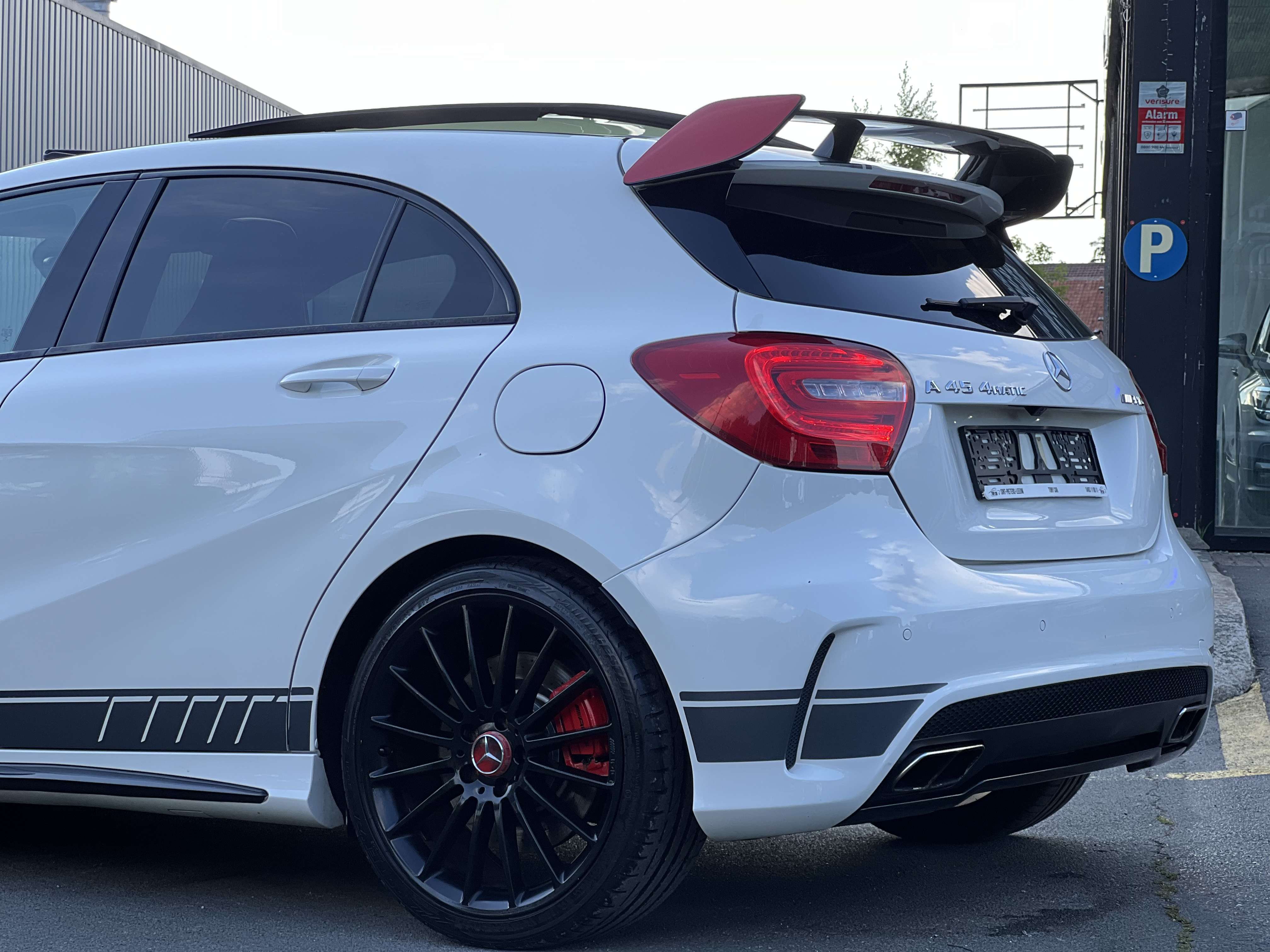 Mercedes-Benz A 45 AMG 4-Matic*NAVI*CAMERA*PANO*LED*Xénon*CUIR*
