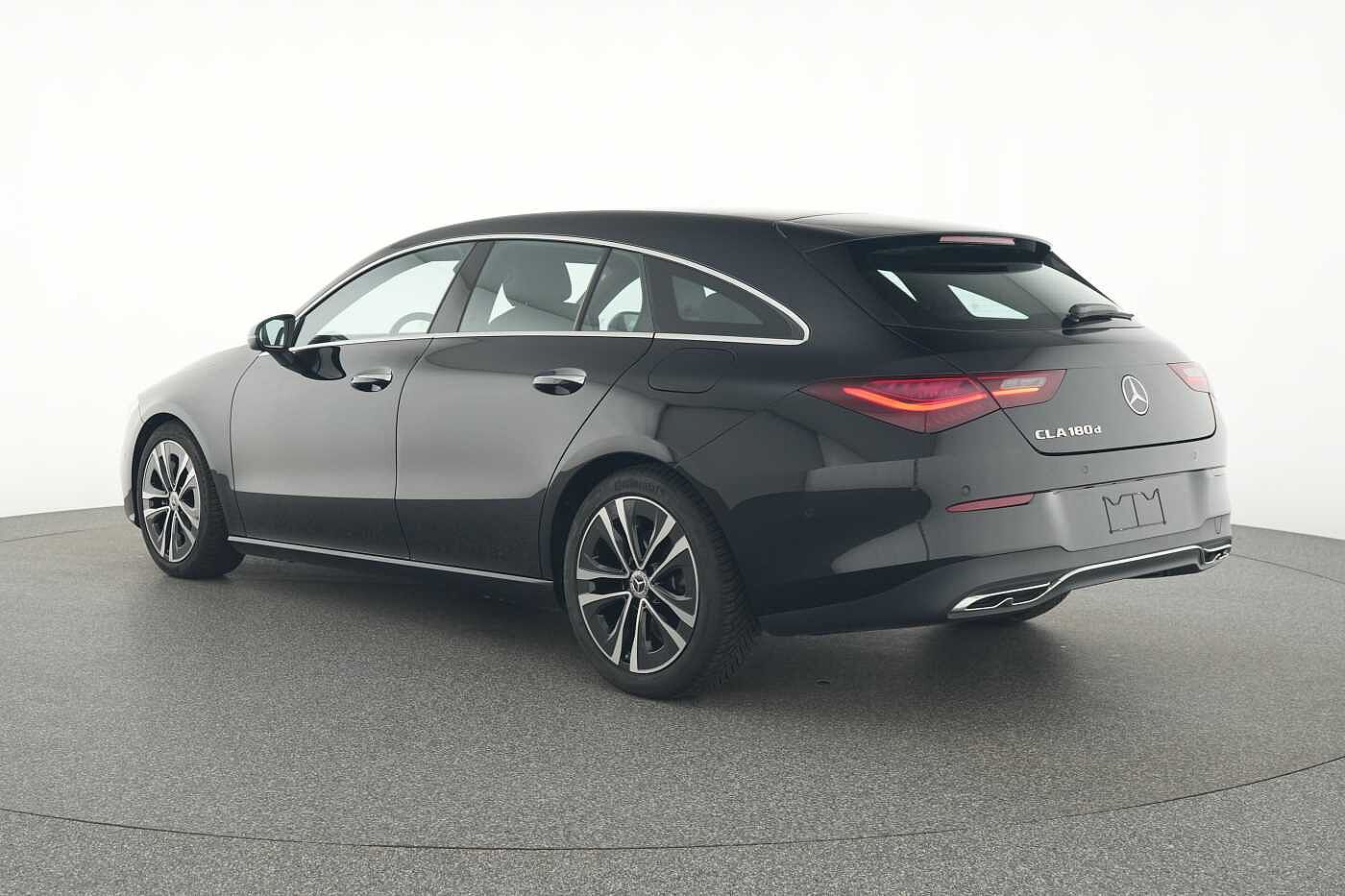 Mercedes-Benz CLA 180  d Shooting Brake