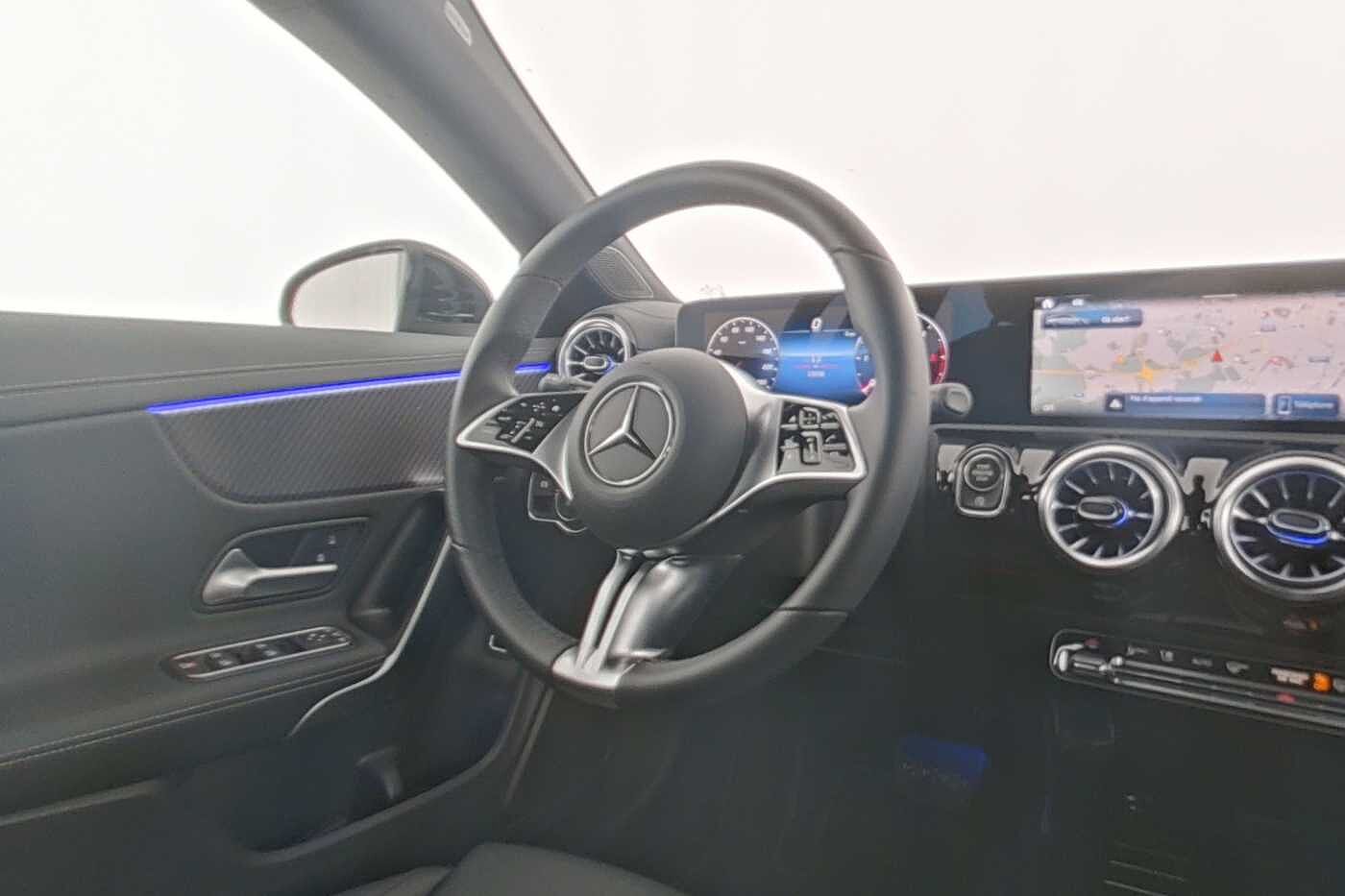Mercedes-Benz CLA 180  d Shooting Brake