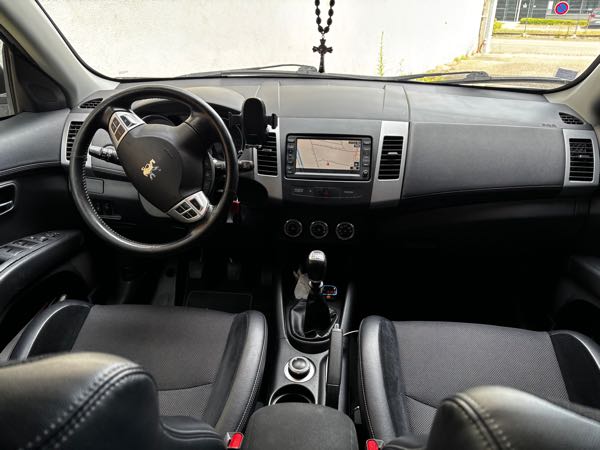 Peugeot 4007 Peugeot 4007 2.2 HDI 156 cv