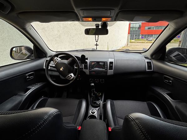 Peugeot 4007 Peugeot 4007 2.2 HDI 156 cv