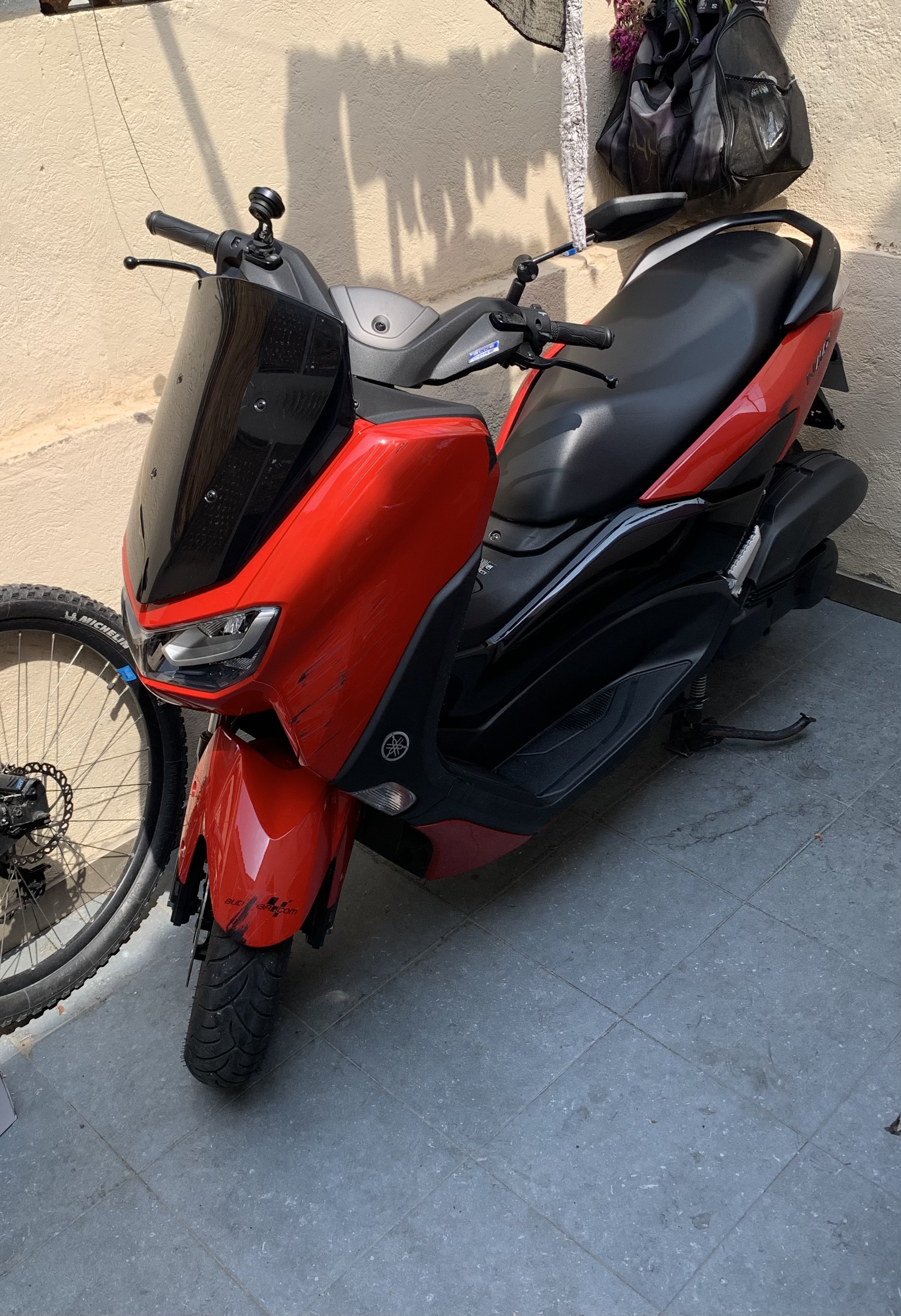 YAMAHA N-MAX