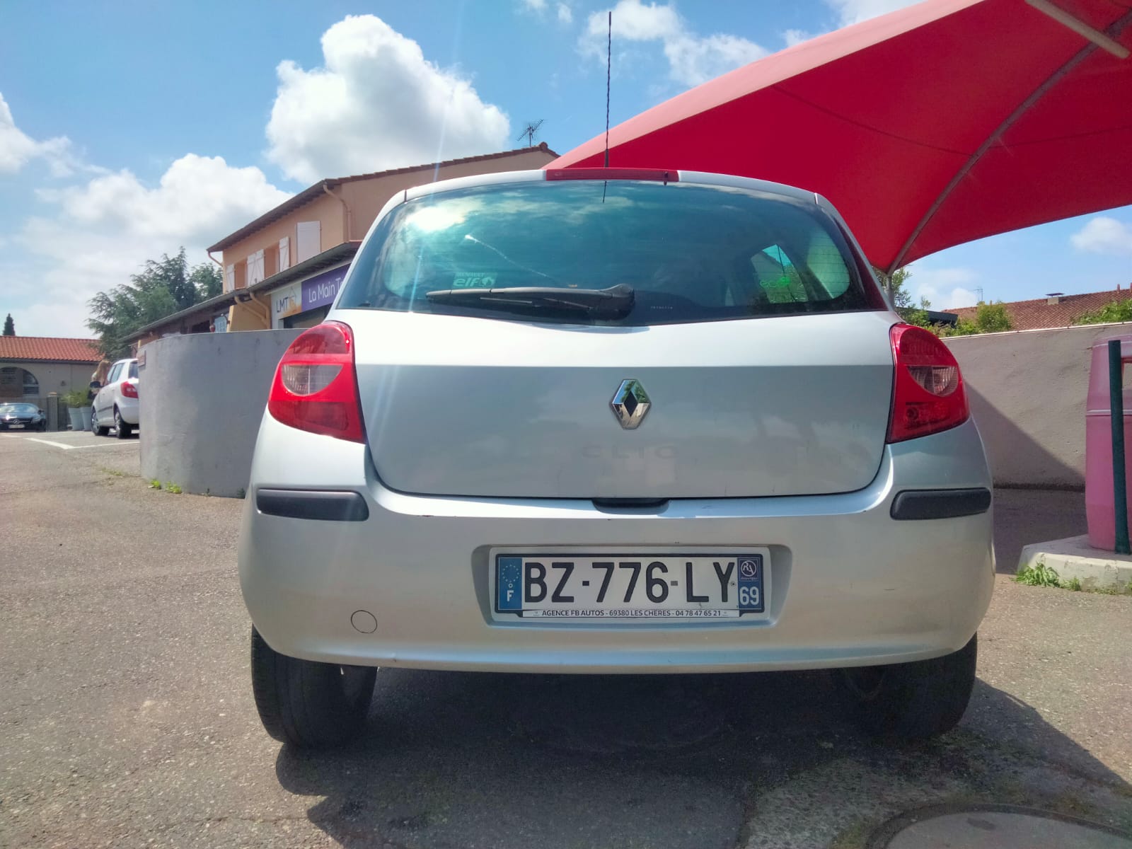 Renault Clio III 1.2 TCE 100 PRIVILEGE 5P