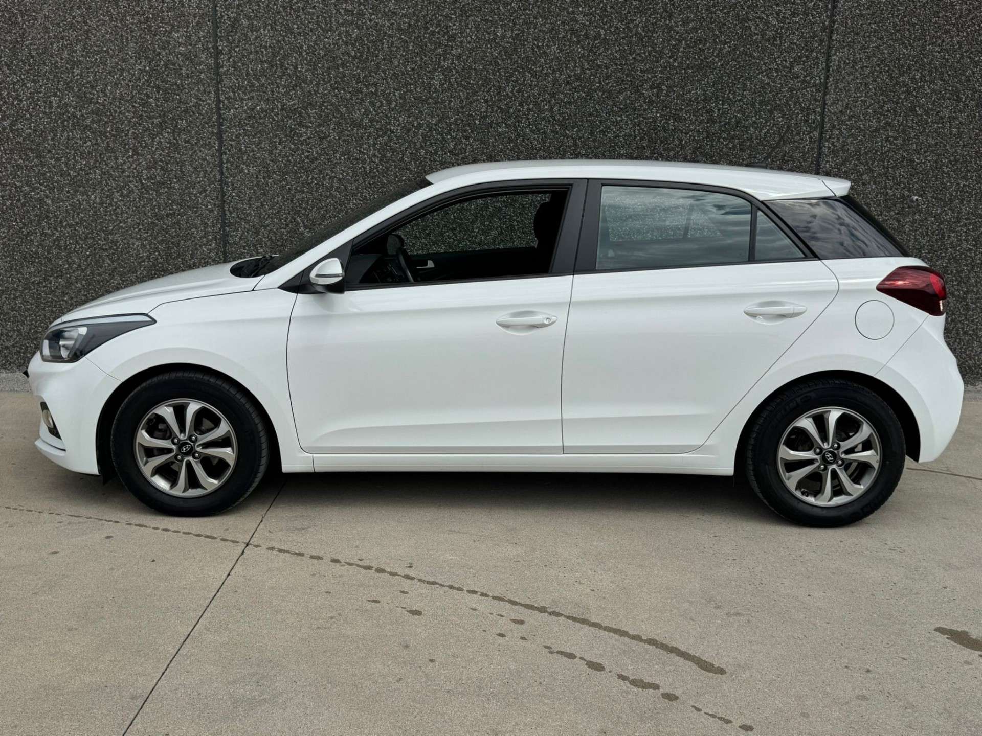 Hyundai i20 1.2i Air//CAMERA//GPS//USB//GARANTIE 12 M
