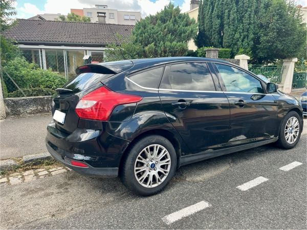 Ford Focus III 1600 TDCI 115 S&amp;S FAP TITANIUM BV6 5P