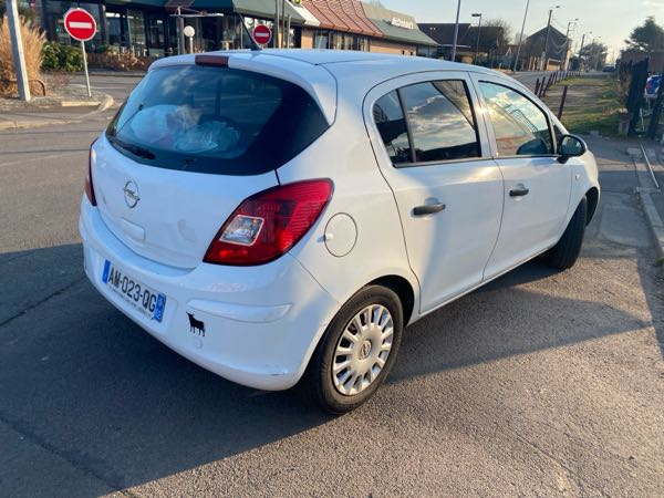 Opel Corsa IV 1.2 TWINPORT 80 COOL LINE2 5P