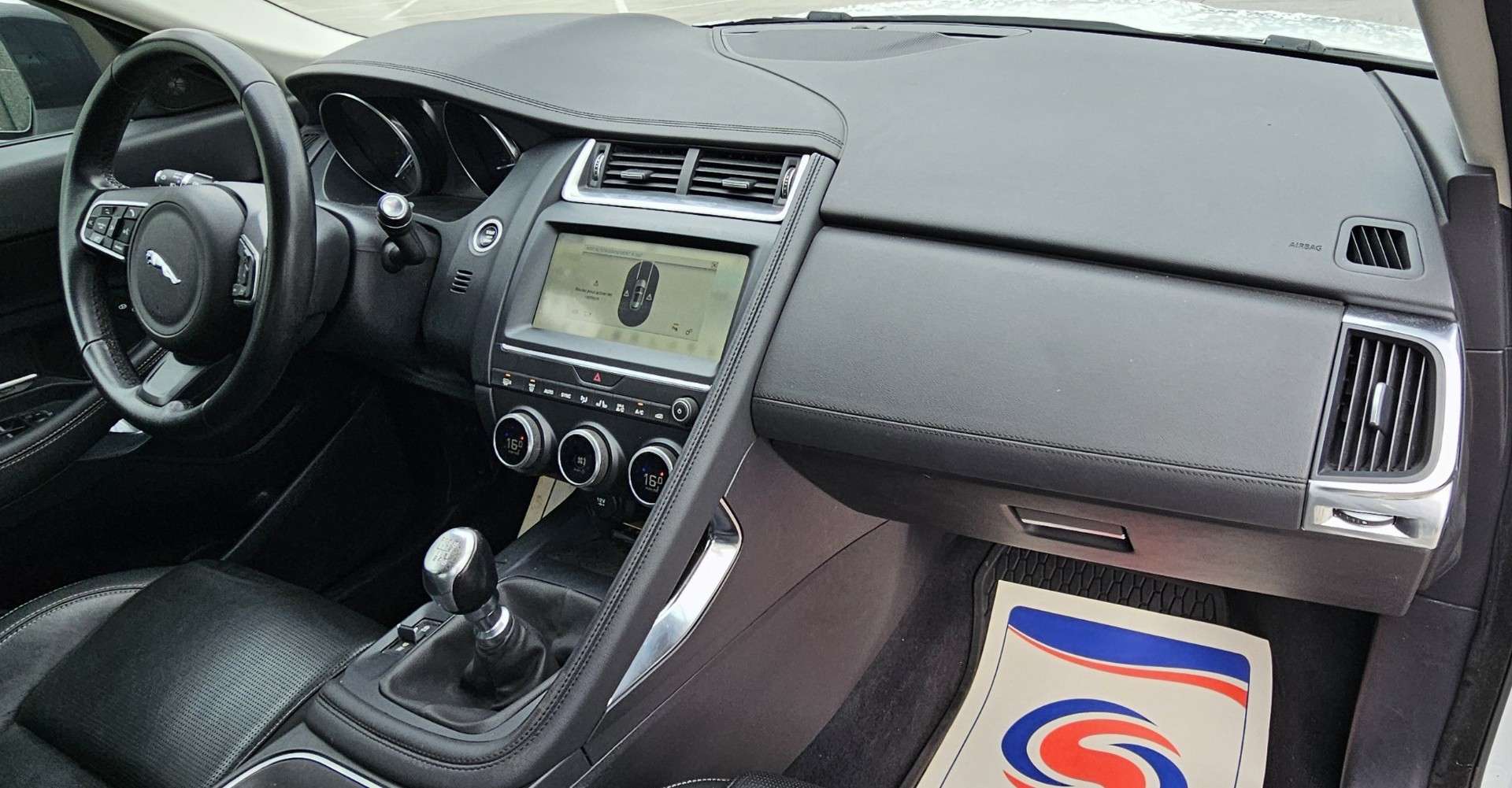 Jaguar E-Pace E-Pace 2.0 D AWD S - FULL