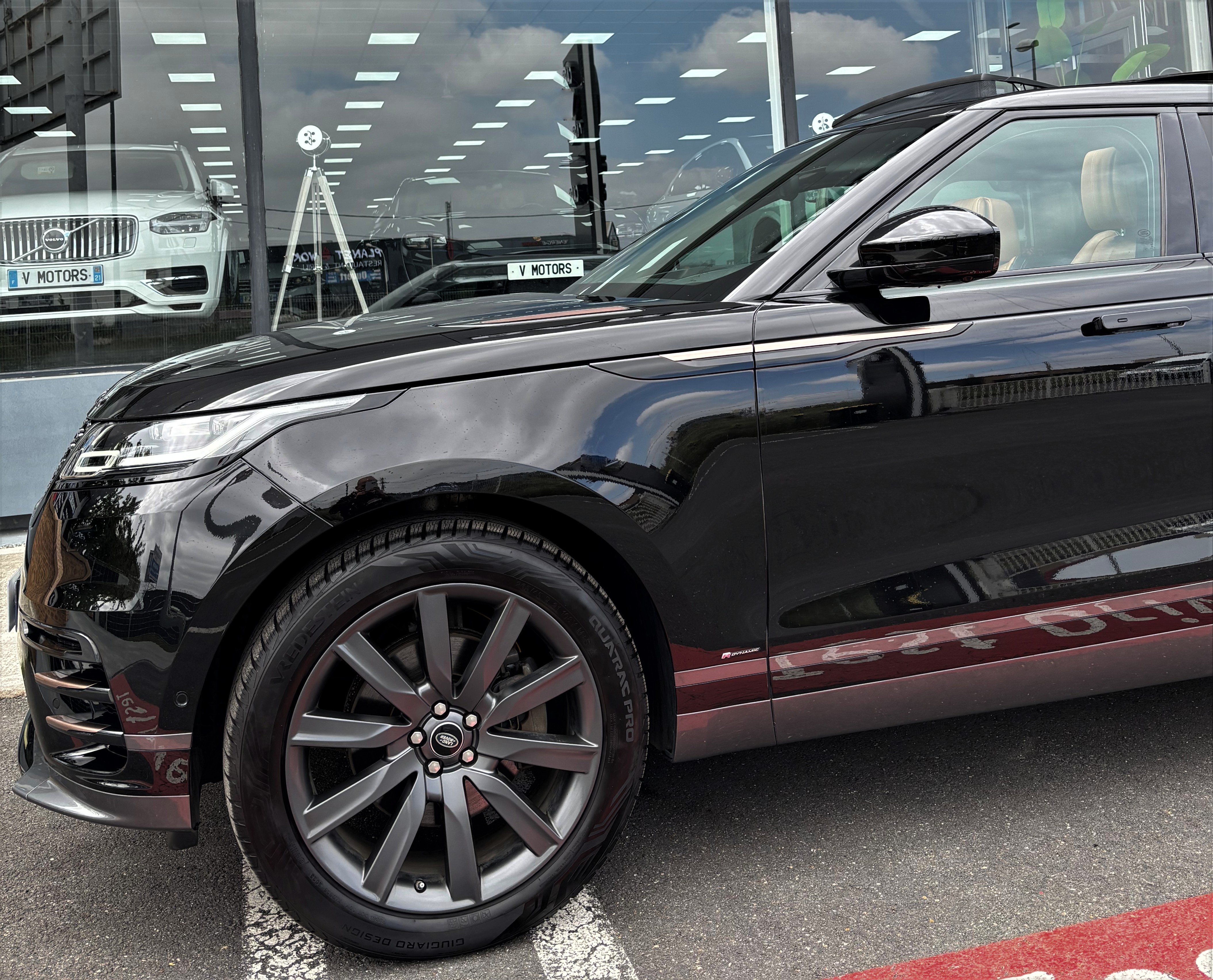 Land Rover Range Rover Velar D300 3.0 V6 R-DYNAMIC HSE 300 PERF HUD Pano Massage 1er Main