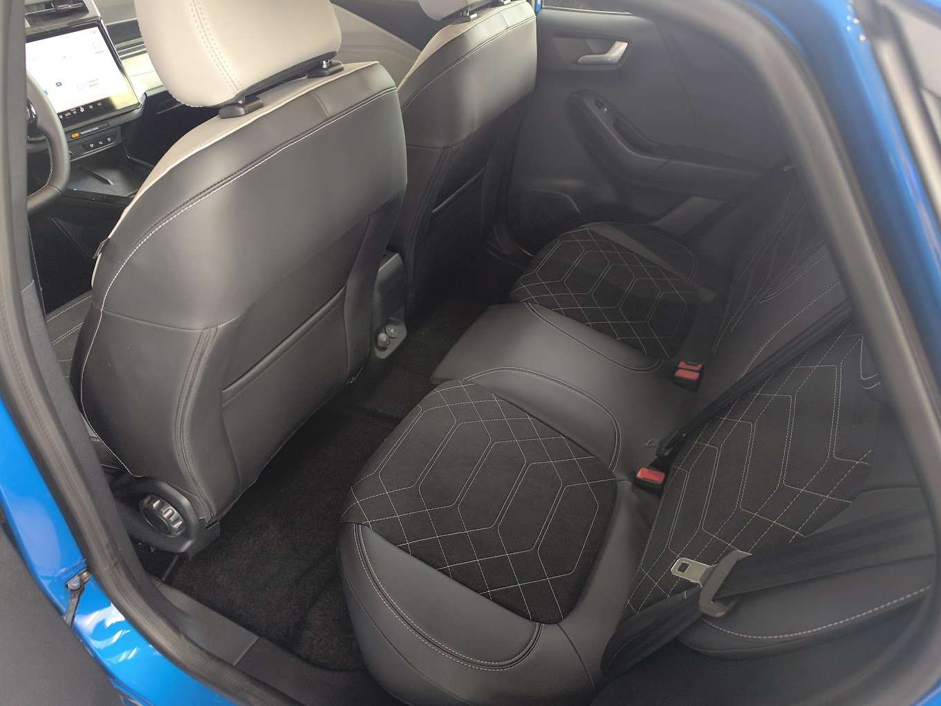 Ford Puma PREMIUM - 168 CV - 44 kWh - 364km d'autonomie