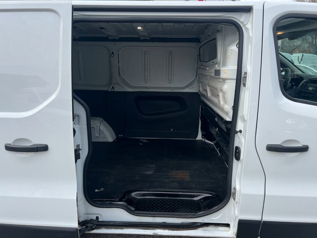 Renault Trafic III FOURGON CABINE APPROFONDIE CONFORT L1H1 1000 DCI 115