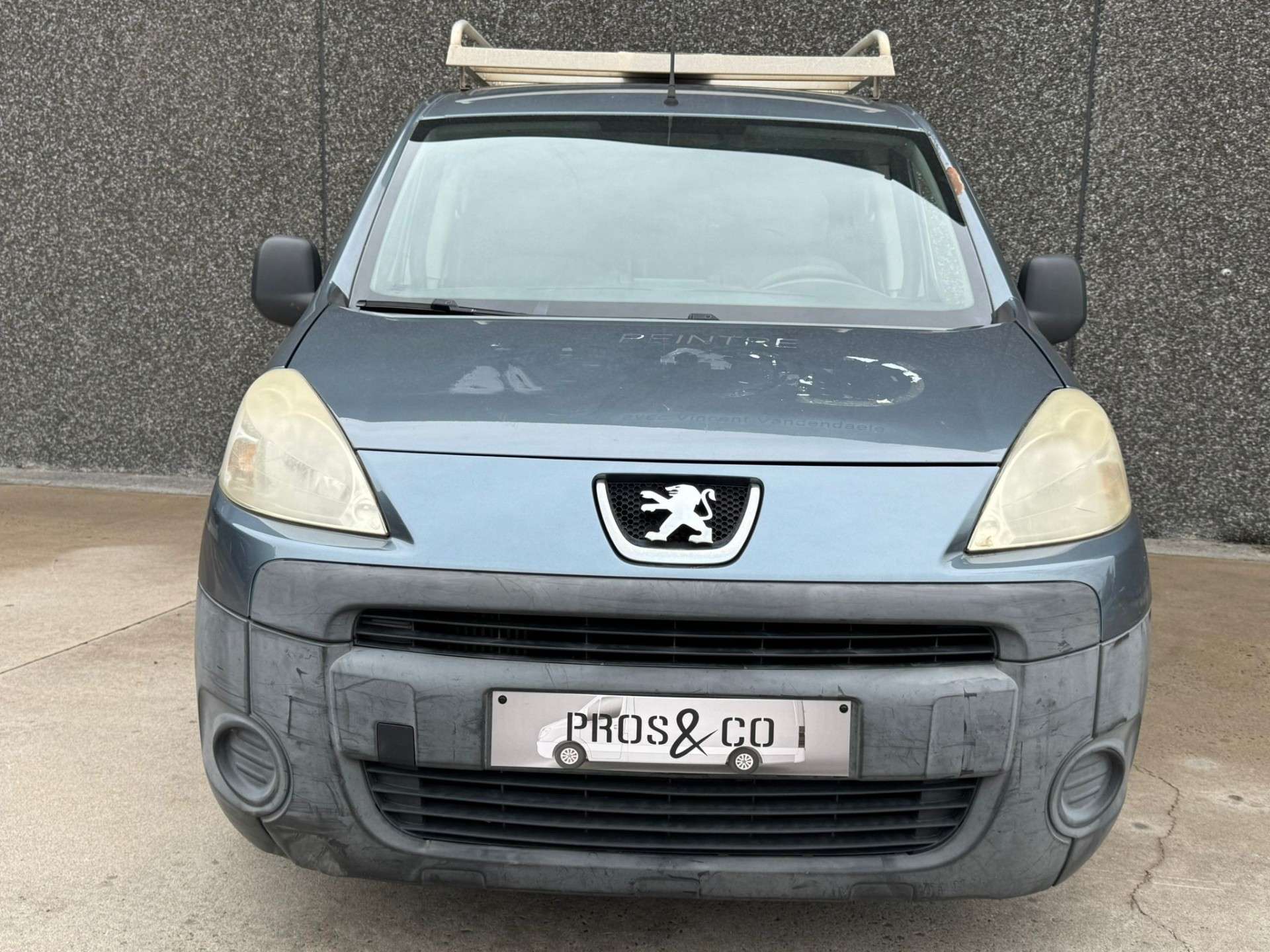 Peugeot Partner // 1.6 HDI // GALERIE DE TOIT // PETIT PRIX