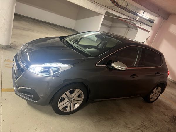 Peugeot 208 (2) 1.2 PURETECH 110 S&amp;S TECH EDITION 5P