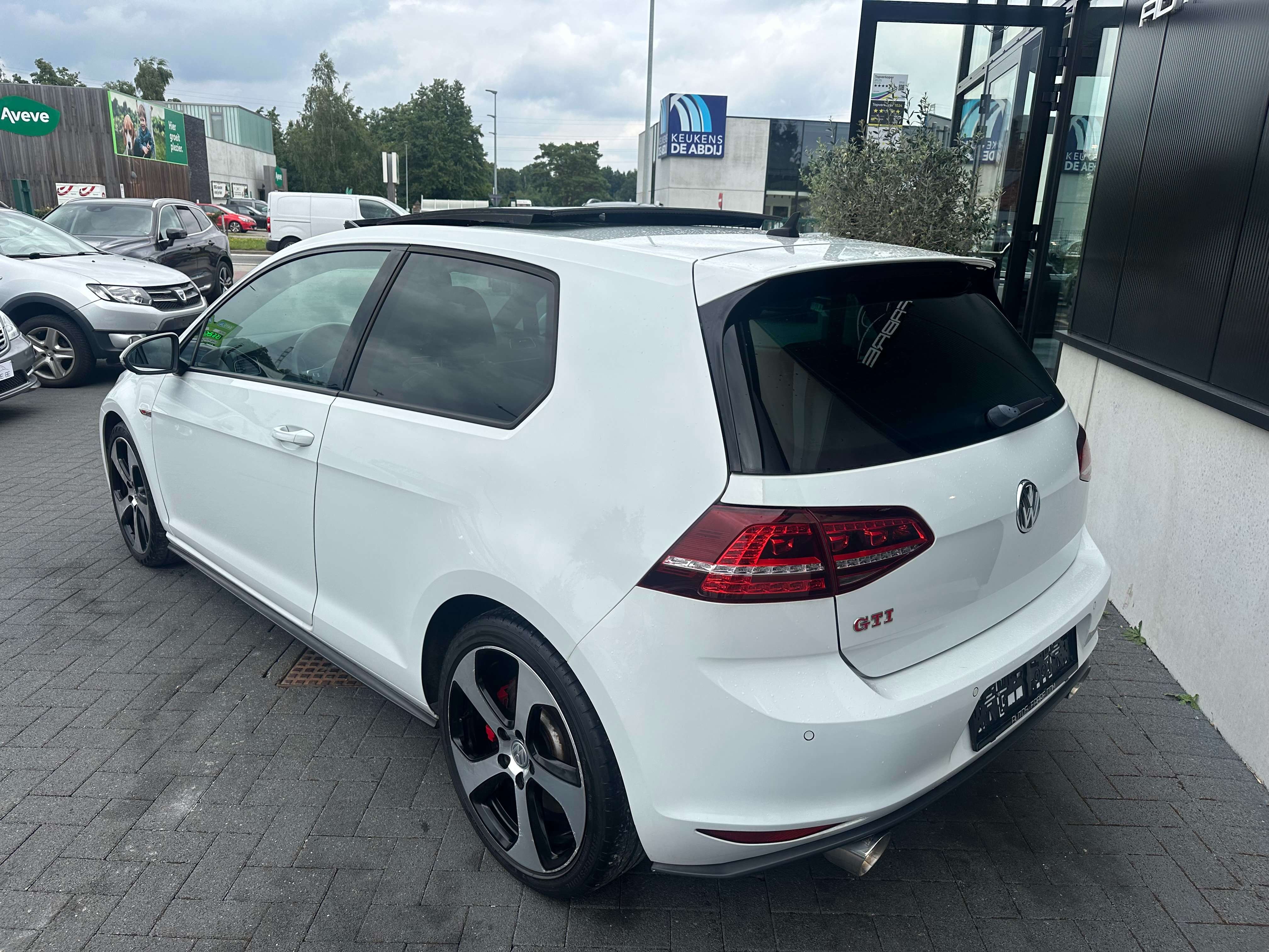 Volkswagen Golf GTI 20 GTI DSG Performance 19999 euro = Prix marchand