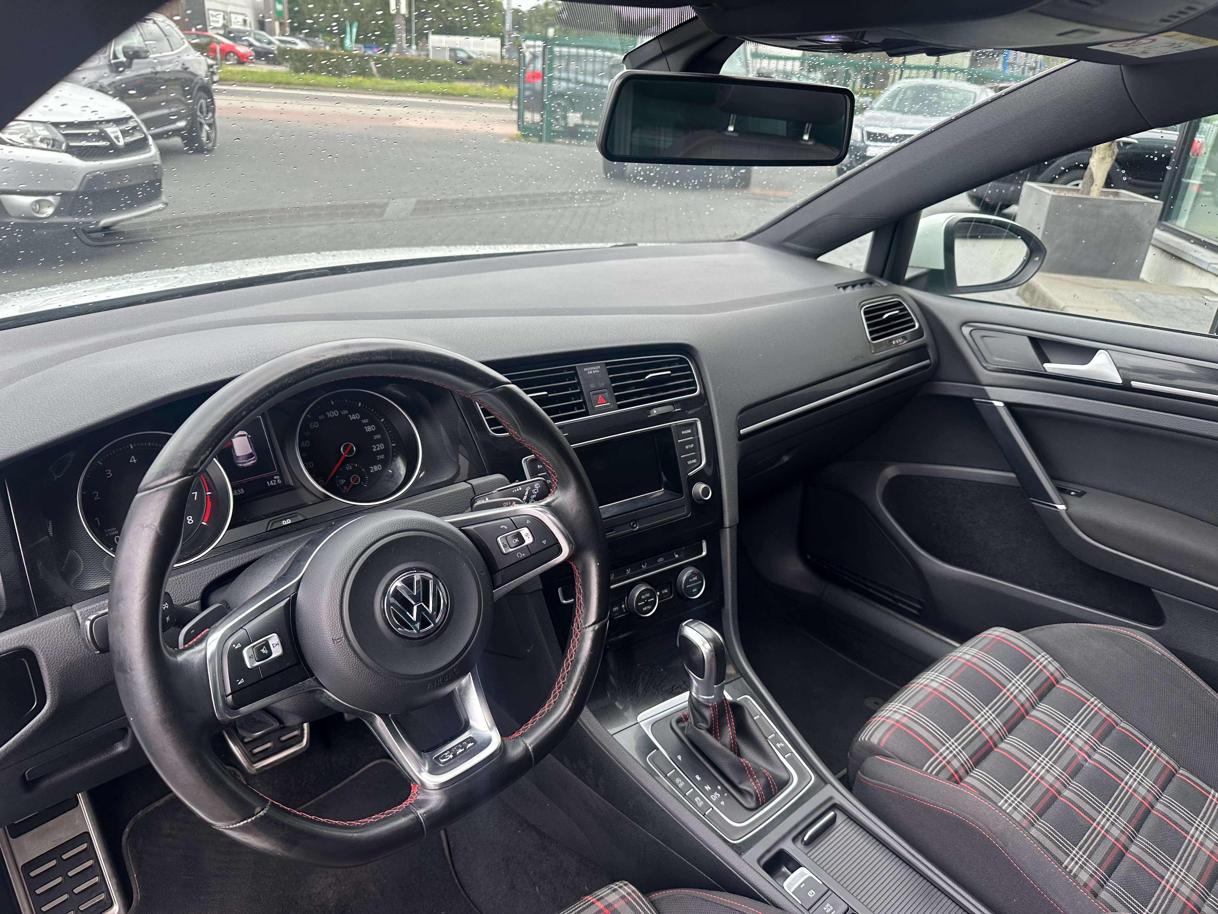 Volkswagen Golf GTI 20 GTI DSG Performance 19999 euro = Prix marchand